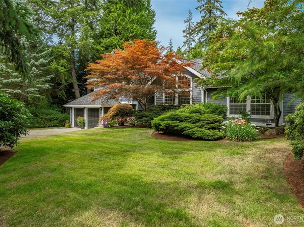 8850 Bald Eagle Drive, Blaine, WA 98230