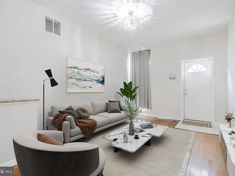 1235 N Bond St — Photo 3