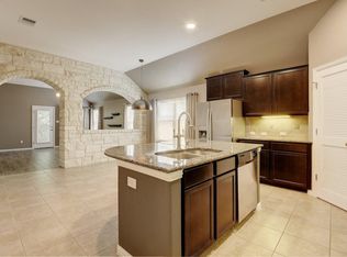 332 Oyster Crk, Buda, TX 78610