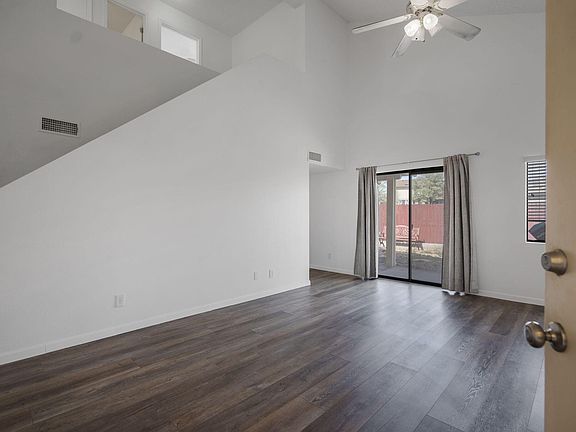 3rd image of 6701 Lamar Ave NW