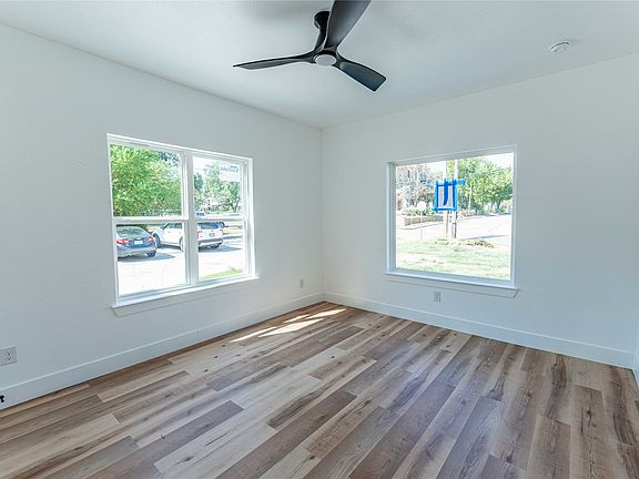 4th image of 606 Davis St N
