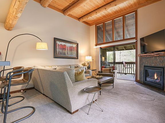 4th image of 57053 Wild Lily Ln #4