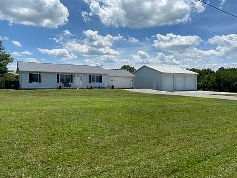 2nd image of 618 Hanna Ln