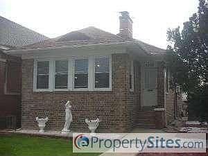 1st image of 5318 N Ludlam Ave