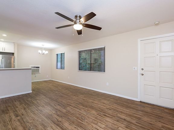 5th image of 3330-3336 31st St #3334-31