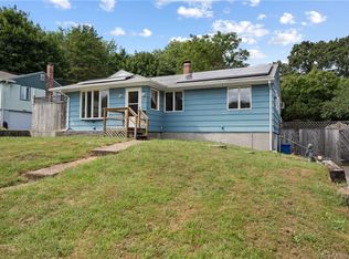 55 Dydo Dr, Uncasville, CT 06382