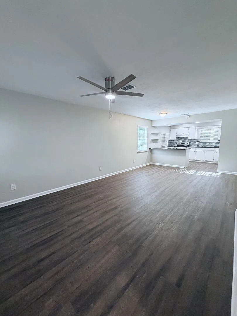 2311 Old St Augustine Rd Apts — Photo 3