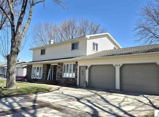 819 2nd Ave SE, Sleepy Eye, MN 56085