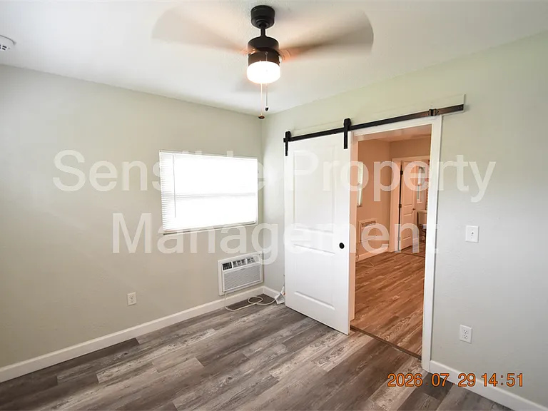 419 Stremma Rd #5 — Photo 16