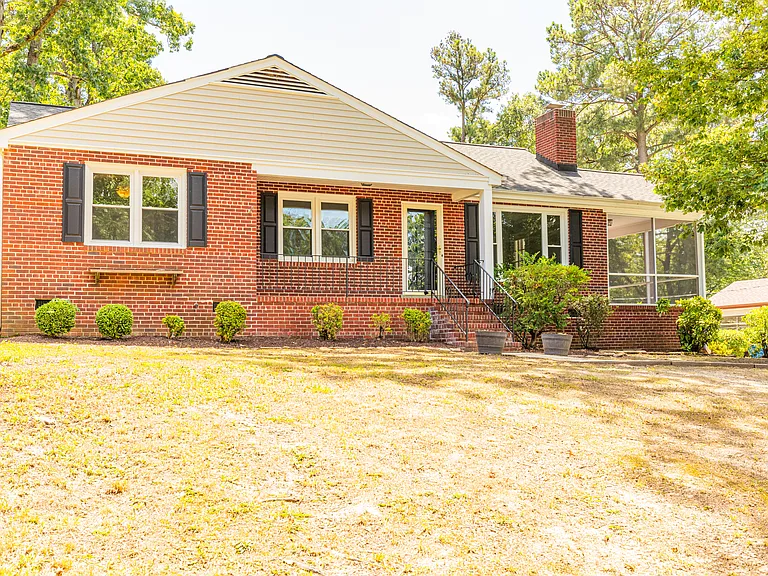 8807 Turnbull Ave — Photo 12