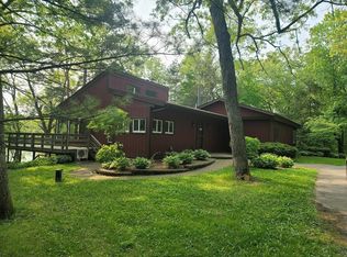 W4240 White Swan Ln, Redgranite, WI 54970