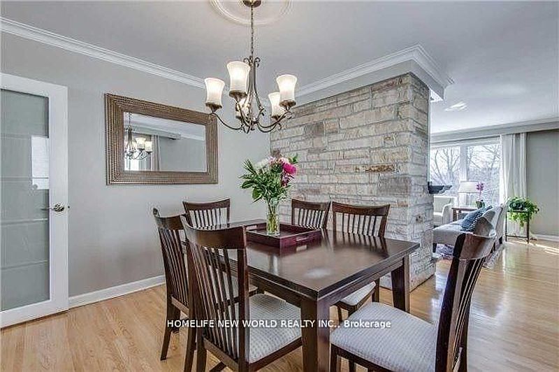 Toronto House for rent - 5 Bedrooms — photo 8