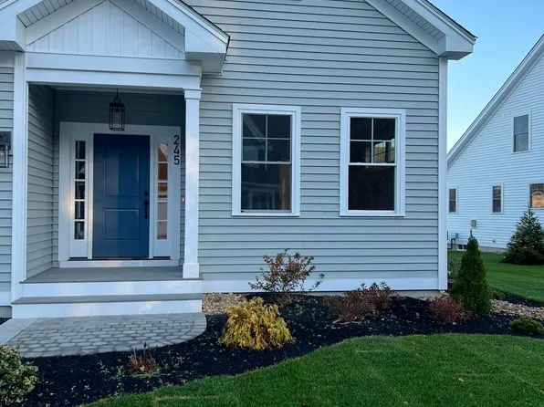 245 Sage Lane #53, Portsmouth, NH 03801