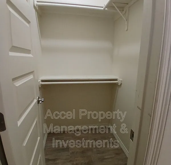 3713 Whitewing Ave #4 — Photo 8