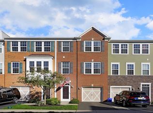 105 Waypoint Dr #1304, Eatontown, NJ 07724