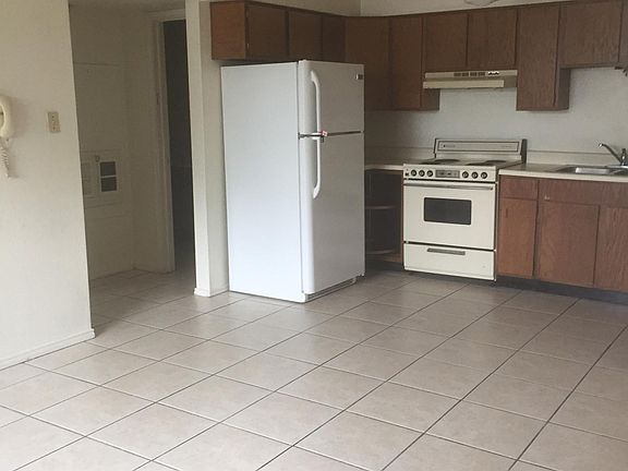 5th image of 1026 N 77 Sunshine Strip APT 12