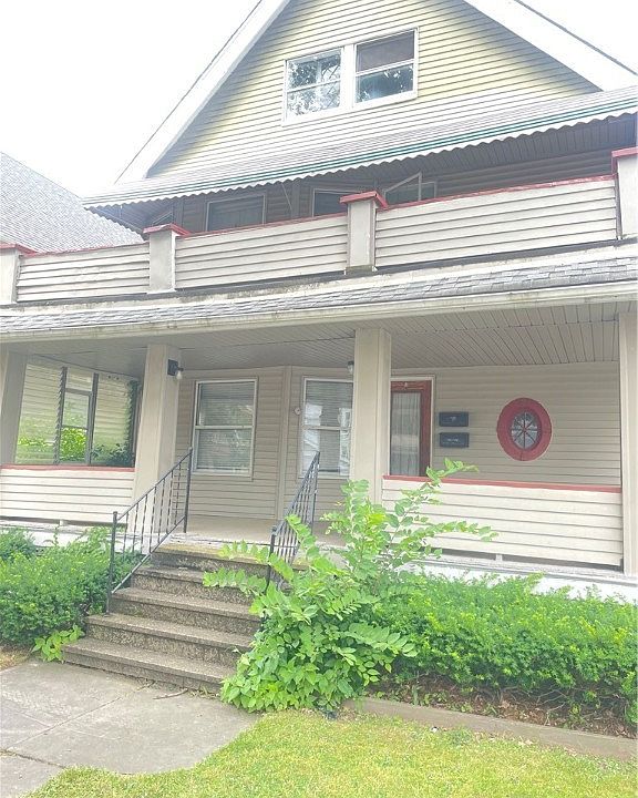 1st image of 2688 E 128th St