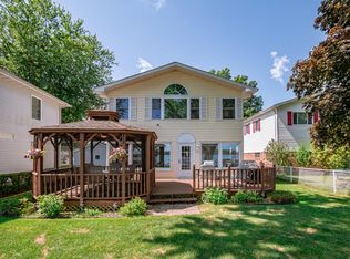68255 Christiana Dr, Edwardsburg, MI 49112