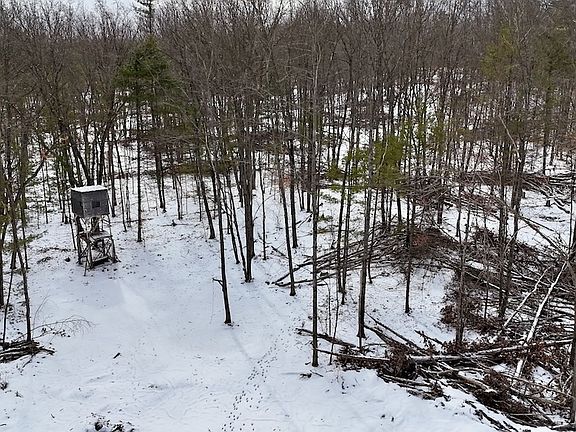 4th image of E Long Lake Rd