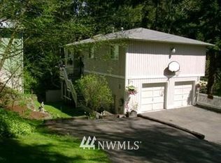 7533 Lower Ridge Rd, Everett, WA 98203