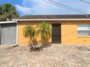867 Ponder Ave, Sarasota, FL 34232