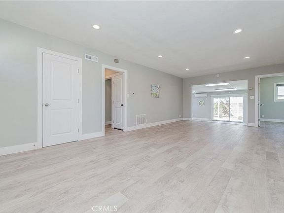 4th image of 13229 Arcturus Ave
