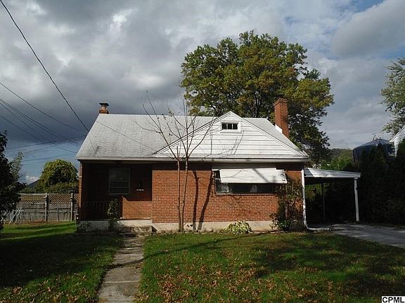 2nd image of 244 Pinecrest Dr