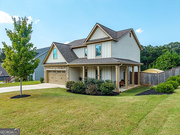 2nd image of 467 Tom Avery Dr