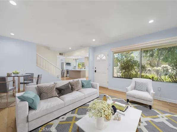 18530 Mayall St Unit L, Northridge, CA 91324