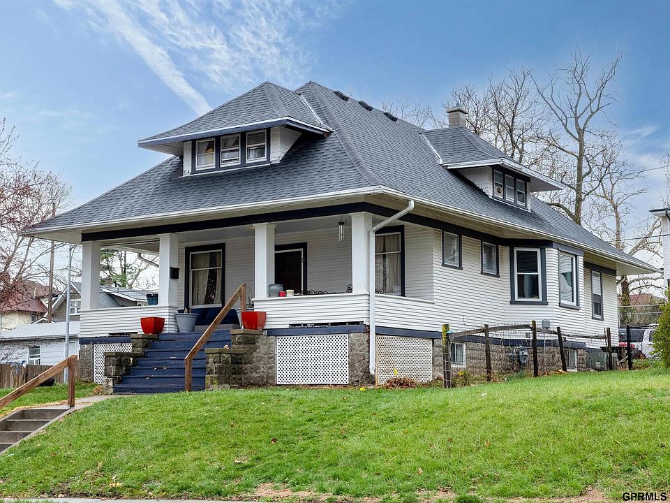1st image of 2334 S 31st St