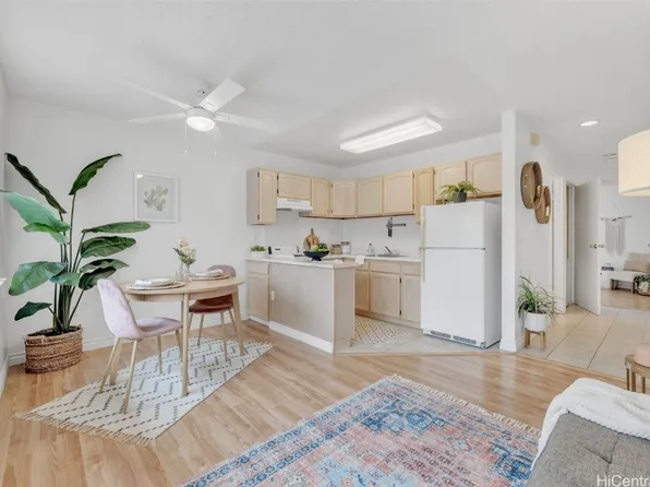 95-1013 Ainamakua Dr APT 72, Mililani, HI 96789
