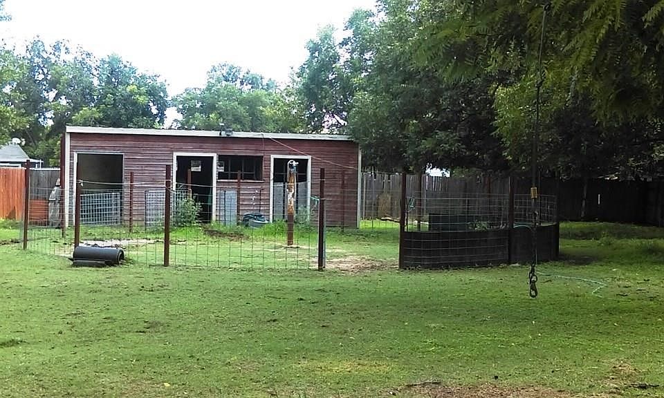 2nd image of 4321 Ohio Garden Rd