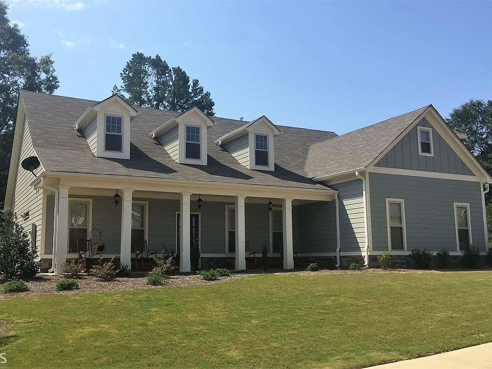 1st image of 821 Hawkins Creek Dr