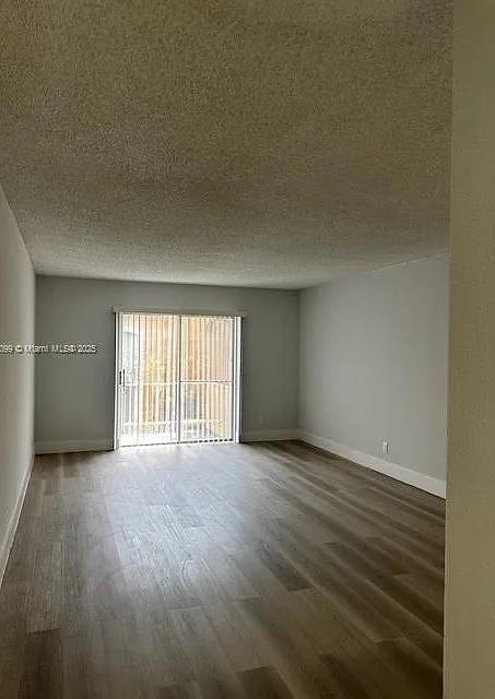 2 bed, 1215 sqft, $2,100 — Photo 2