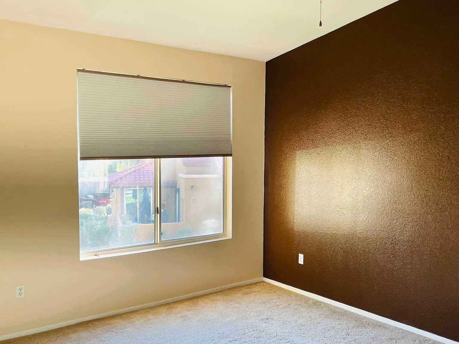 2 bed, 1019 sqft, $1,700 — Photo 3