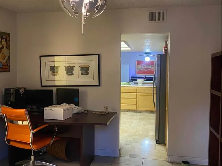 1644 Maple Dr #1 — Photo 3