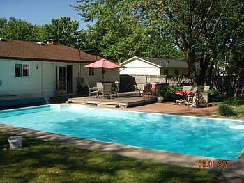 3rd image of 803 Hollybrook Dr