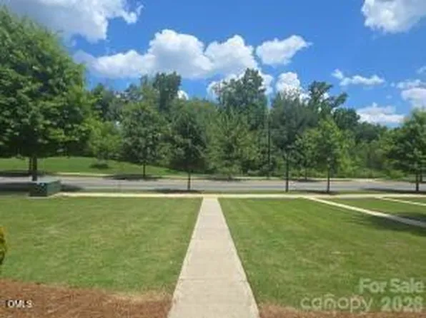 3742 Speer Blvd, Charlotte, NC 28217