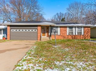 1317 E Sunset St, Springfield, MO 65804