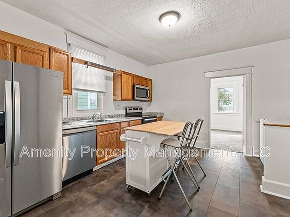 5th image of 2007 Albany Ave