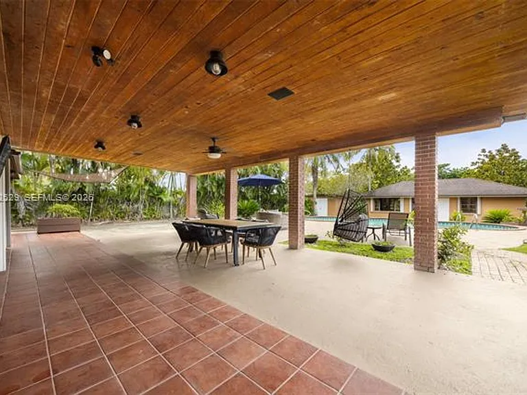 20450 SW 198th Ave #0 — Photo 31