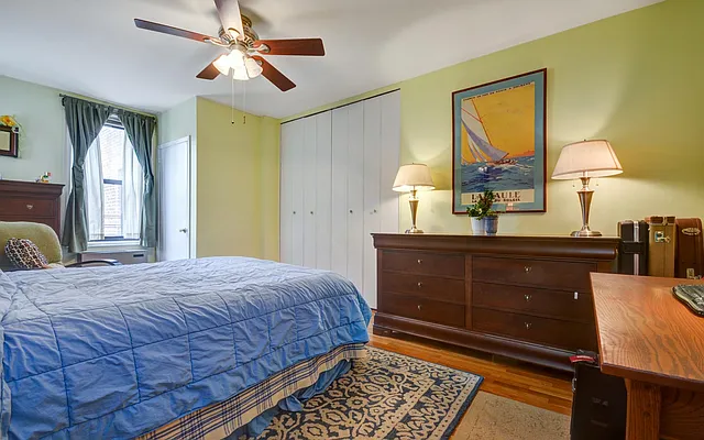 Sold by REMAX Distinguished Homes | media 22