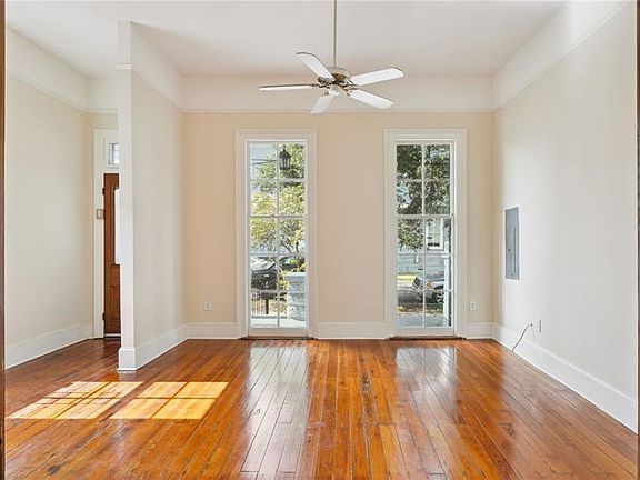 3rd image of 4205 Iberville St