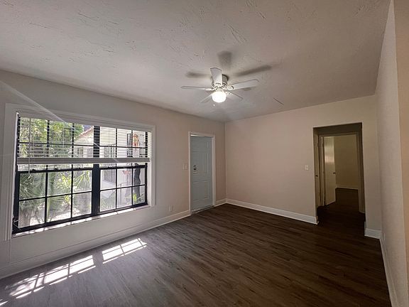 2nd image of 220 Antilla Ave APT 1