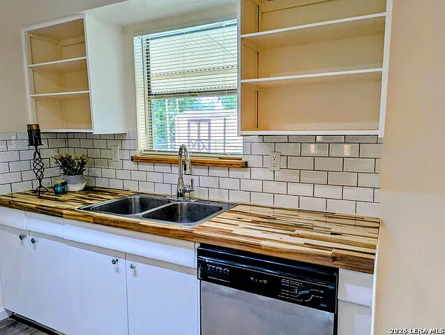 5405 Borchers Dr — Photo 11