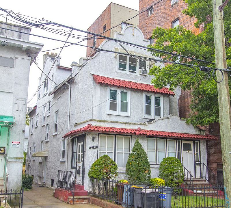 1st image of 2258 83rd St