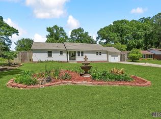 5469 Hermitage Dr, Baton Rouge, LA 70806
