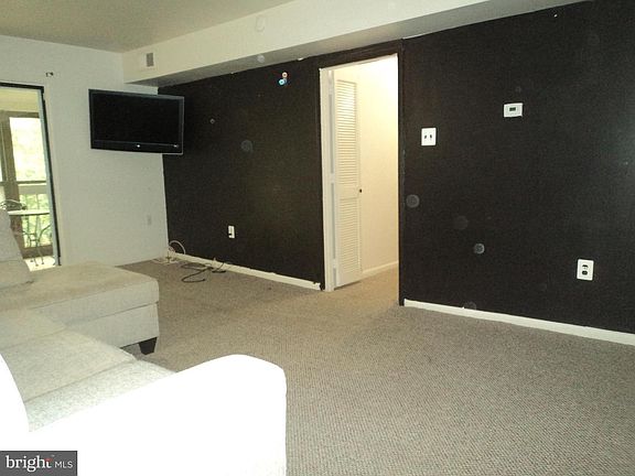 4th image of 5419 Golf View Dr #60D3