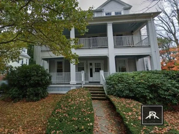 82 Walker St #2, Newtonville, MA 02460