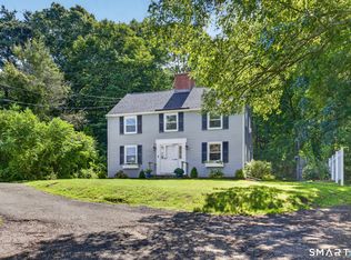 18 Orchard Heights Road, Essex, CT 06426